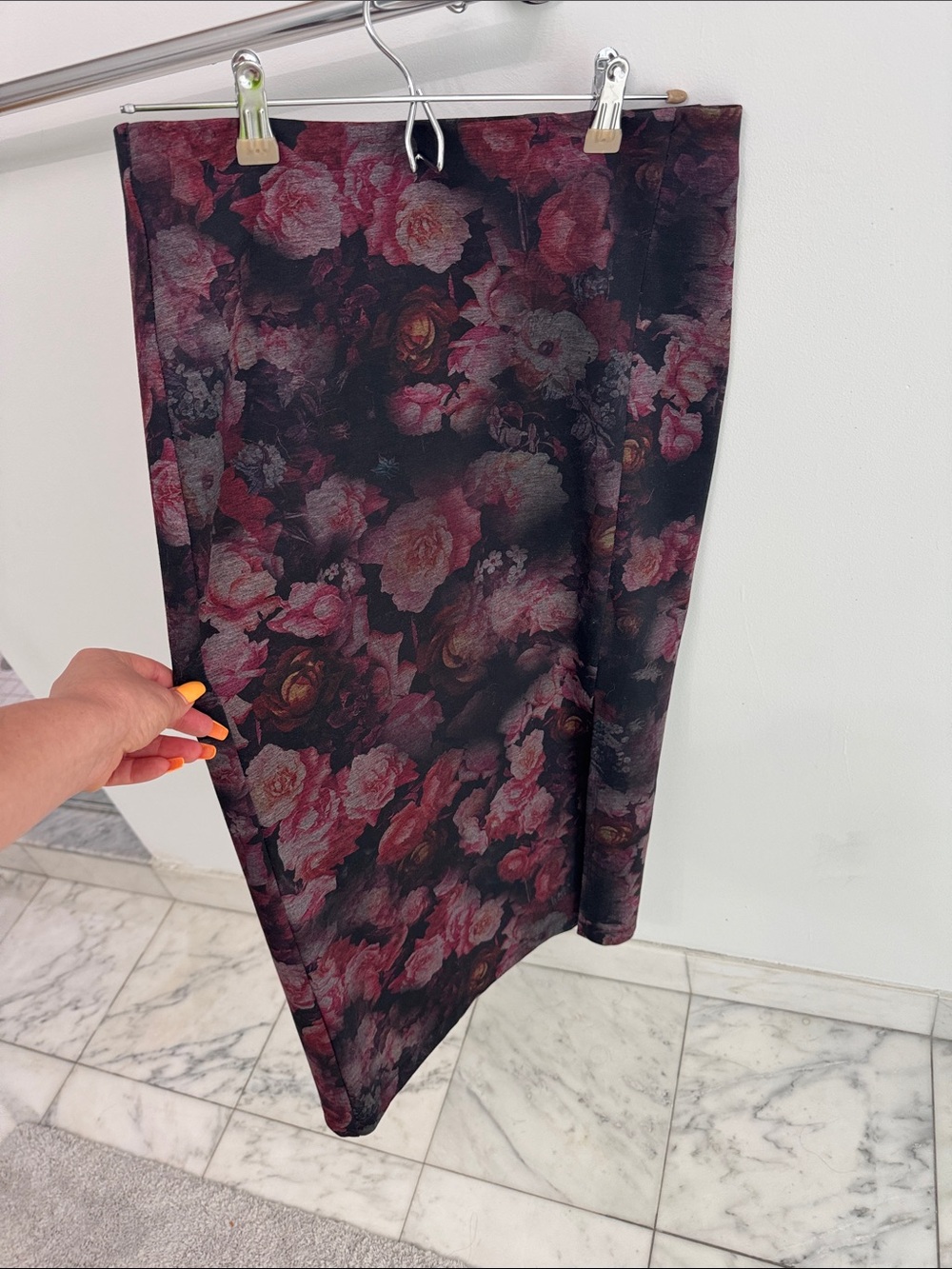 Dark Rose Floral Pencil Skirt - Elegant Evening Wear